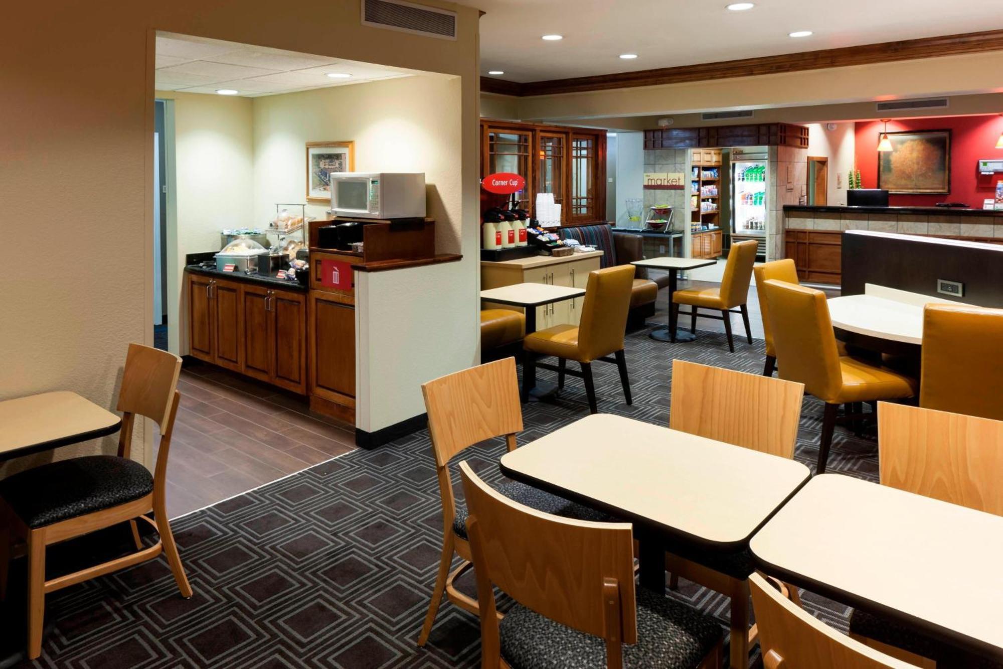 Towneplace Suites By Marriott Texarkana Exterior photo