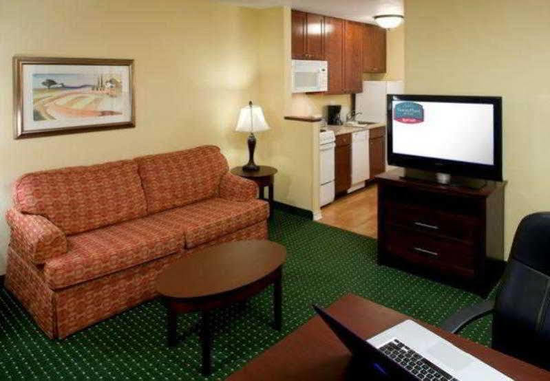 Towneplace Suites By Marriott Texarkana Exterior photo